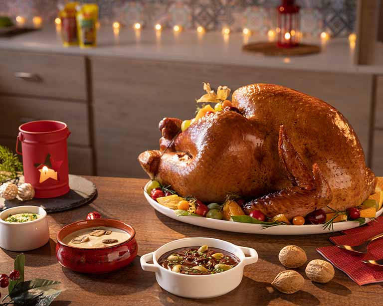 mesa de cena de pavo de navidad