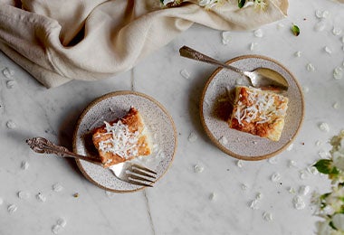 Porciones de ponqué para pastel tres leches