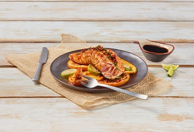 Salmón a la parrilla con salsa de soya