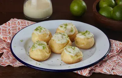 Profiteroles de Cheesecake de Limón