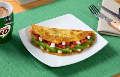 Omelette con Tomate y Palta