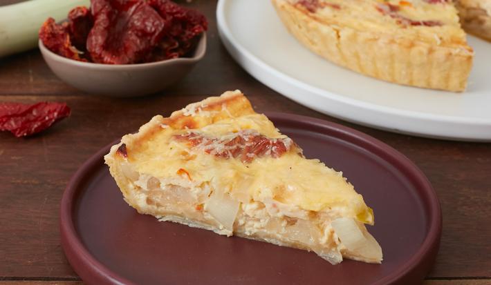 Quiche de Poro, Cebolla Caramelizada y Tomate Seco